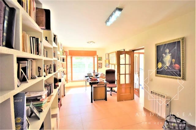 3 bedroom Villa for sale in Cuevas del Almanzora - € 390,000 (Ref: 7622617)