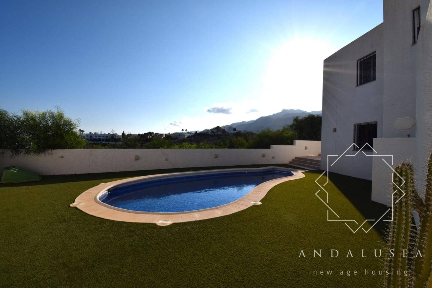 3 soveværelse Villa til salg i Mojacar med swimmingpool - € 695.000 (Ref: 7870647)