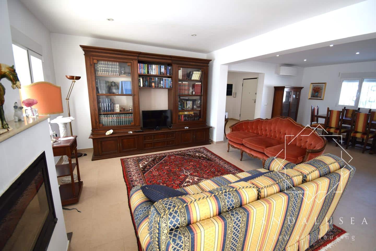 3 soveværelse Villa til salg i Mojacar med swimmingpool - € 695.000 (Ref: 7870647)