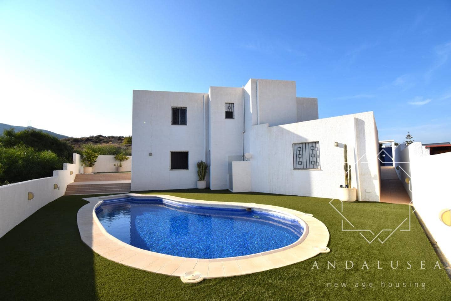 3 soveværelse Villa til salg i Mojacar med swimmingpool - € 695.000 (Ref: 7870647)