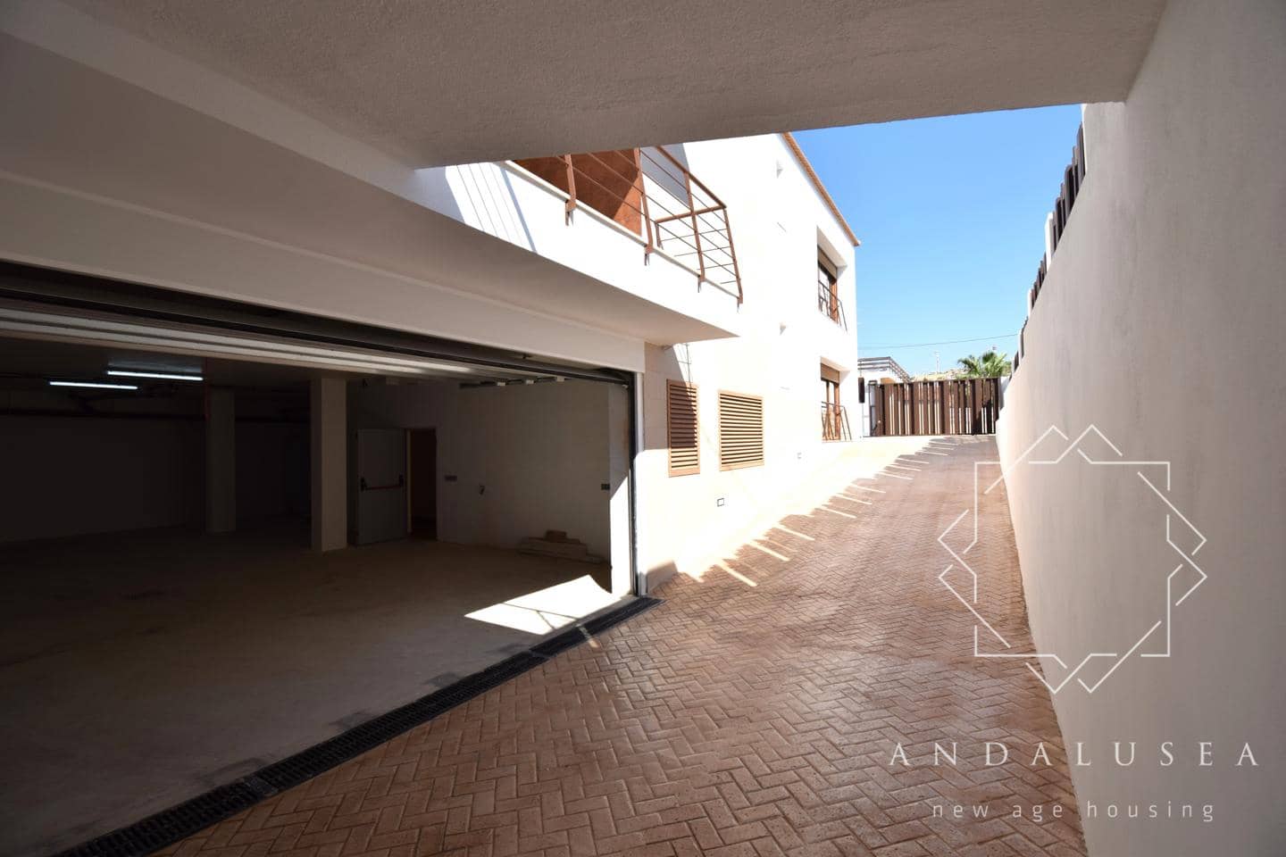 5 Zimmer Villa zu verkaufen in San Juan de los Terreros mit Pool - 849.000 € (Ref: 7876855)