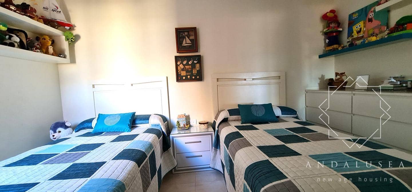 2 slaapkamer Flat te koop in Mojacar met zwembad garage - € 165.000 (Ref: 8000984)