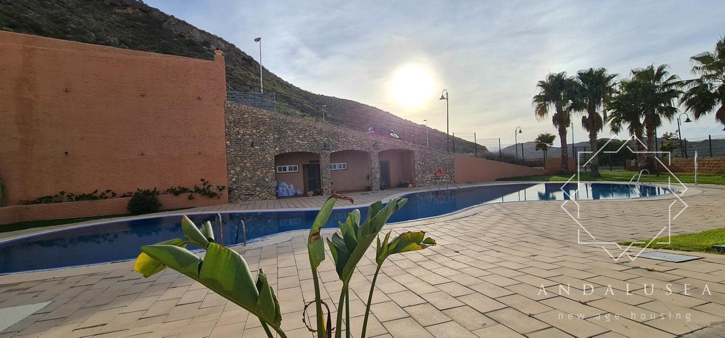 2 slaapkamer Flat te koop in Mojacar met zwembad garage - € 165.000 (Ref: 8000984)