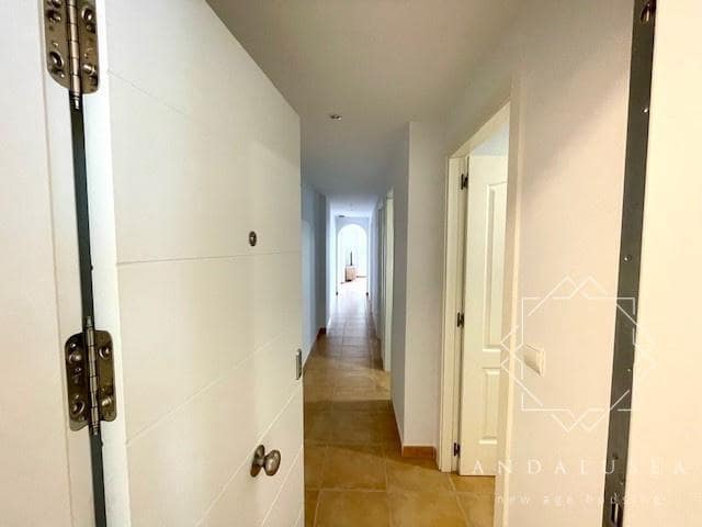 Piso de 3 habitaciones en Mojácar en alquiler con piscina garaje - 1.300 € (Ref: 8149390)