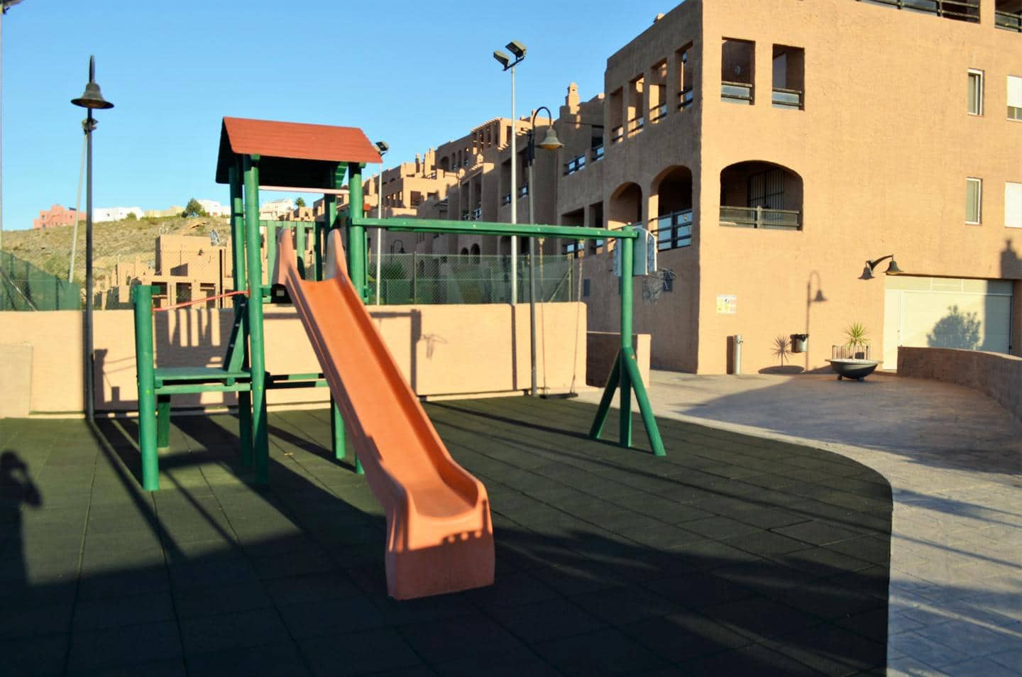 2 soveværelse Lejlighed til salg i Mojacar med swimmingpool garage - € 175.000 (Ref: 8472780)