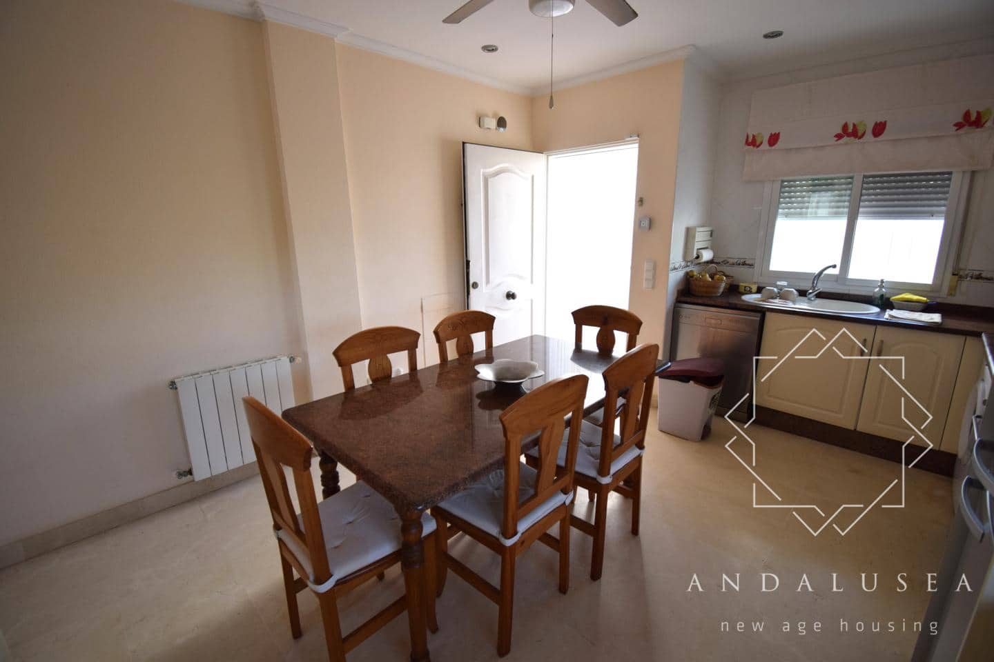 4 soveværelse Lejlighed til leje i Mojacar - € 1.500 (Ref: 8589747)