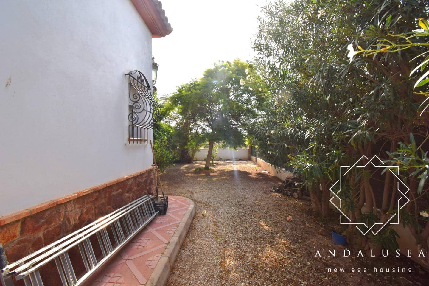 4 soveværelse Villa til salg i Palomares med garage - € 1.000.000 (Ref: 8628172)