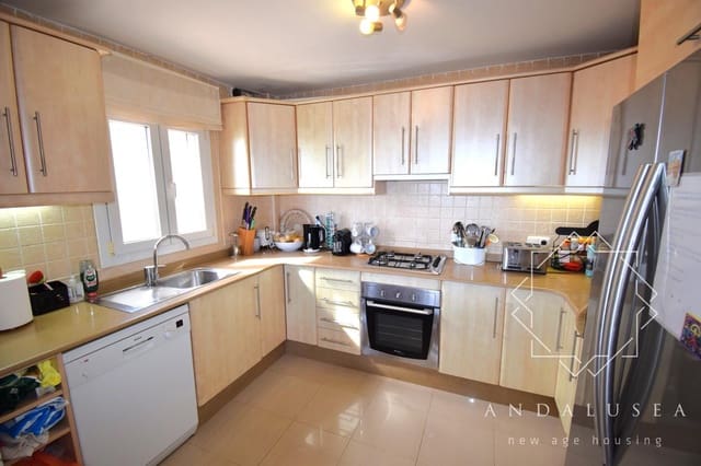 4 bedroom Villa for sale in Mojácar with pool - € 485,000 (Ref: 8640142)