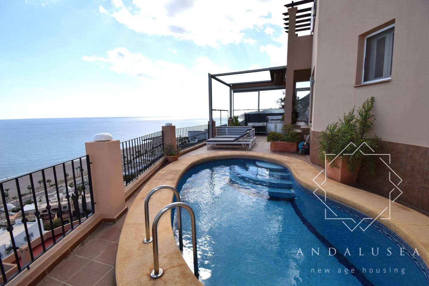 4 soveværelse Villa til salg i Mojacar med swimmingpool - € 485.000 (Ref: 8640142)