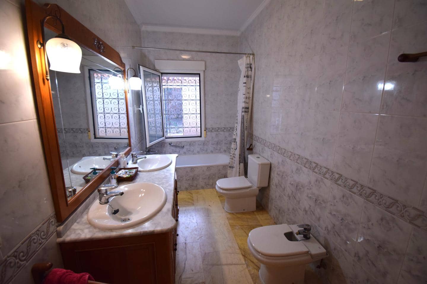 4 bedroom Villa for sale in Antas with pool - € 399,000 (Ref: 8703286)