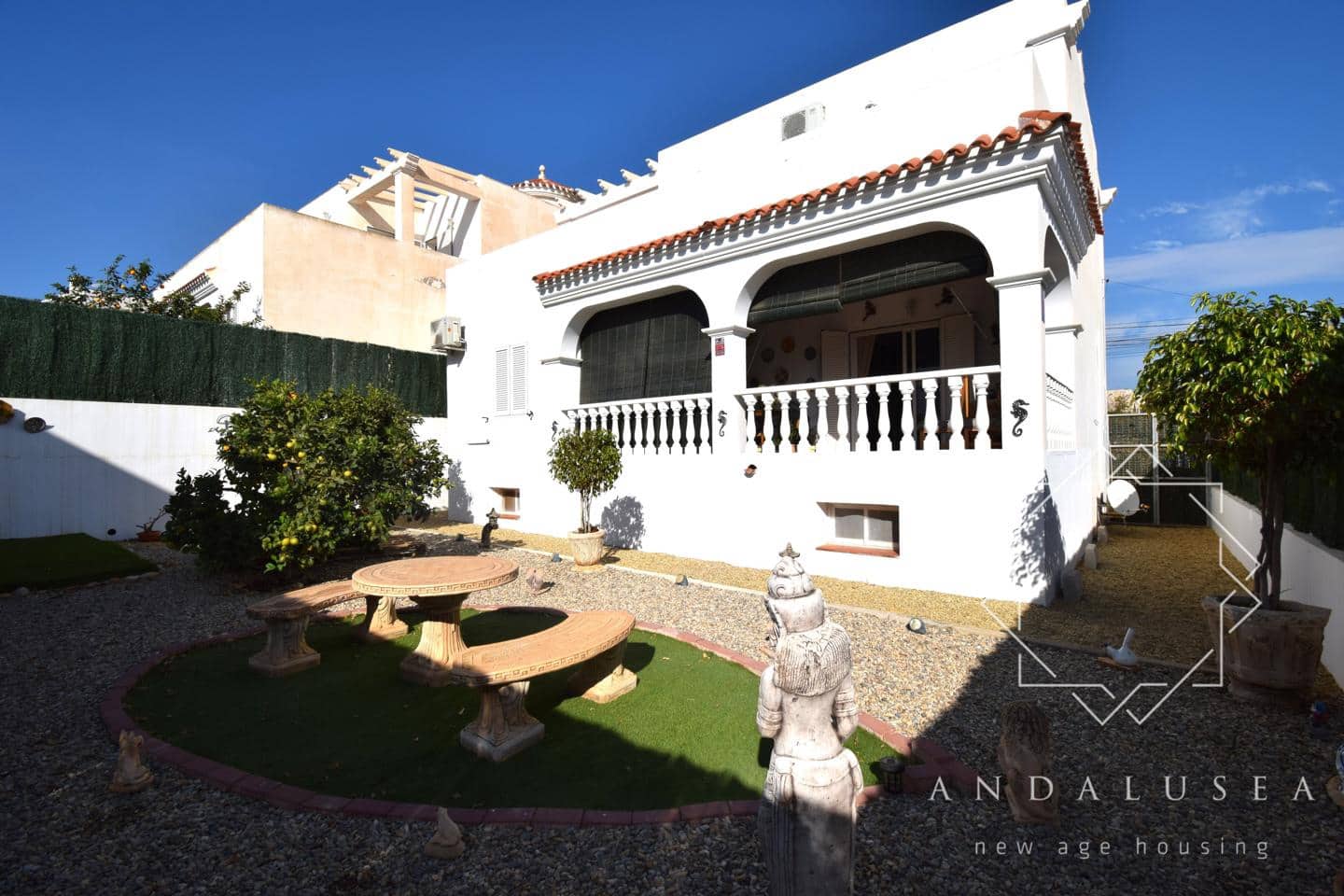Chalet de 3 habitaciones en Mojácar en venta - 599.000 € (Ref: 8823704)