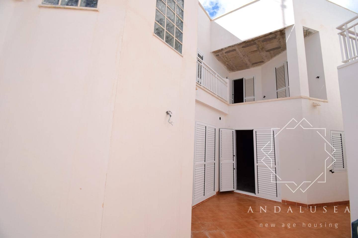 3 soveværelse Villa til salg i Mojacar med swimmingpool - € 275.000 (Ref: 8935995)