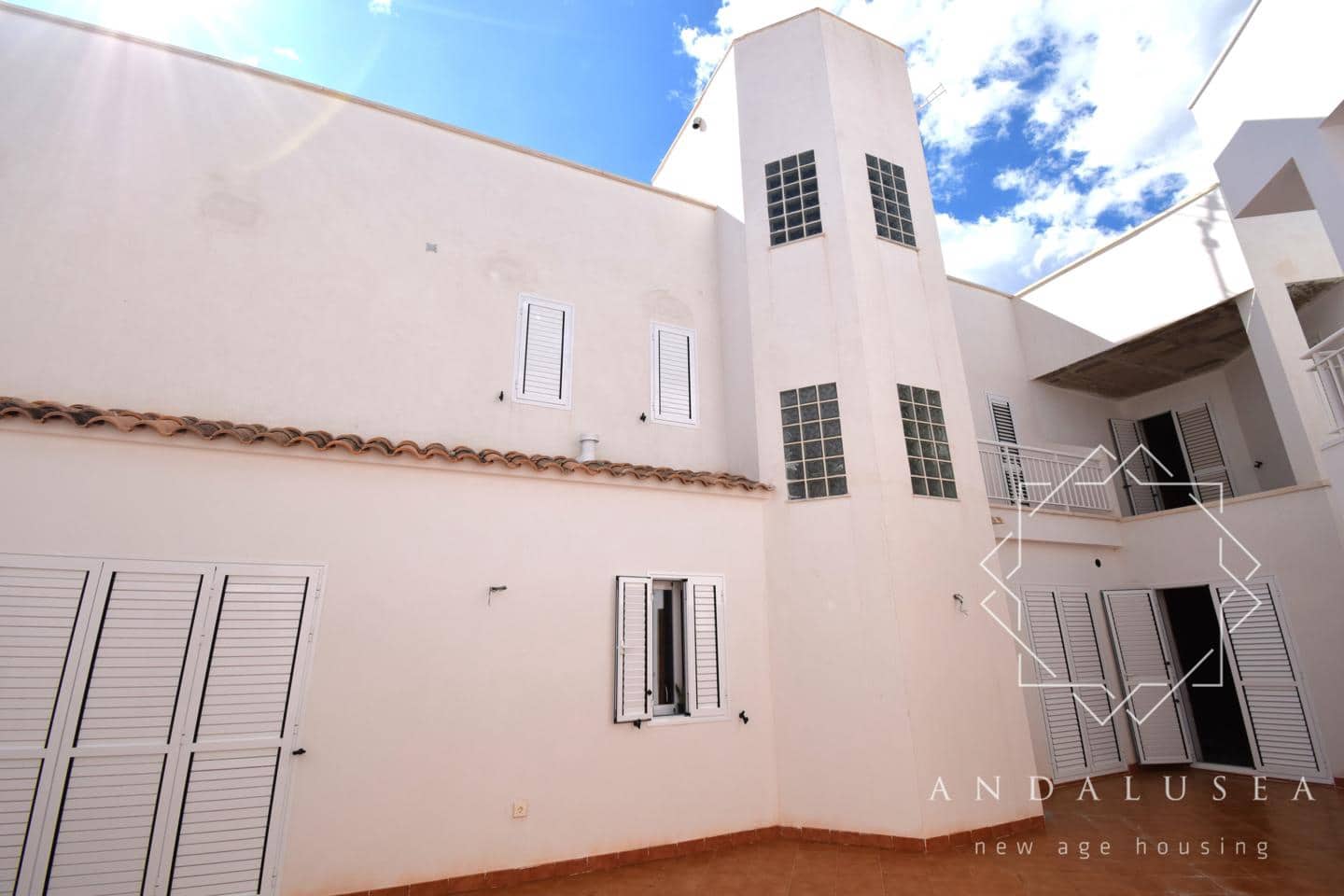 3 soveværelse Villa til salg i Mojacar med swimmingpool - € 275.000 (Ref: 8935995)