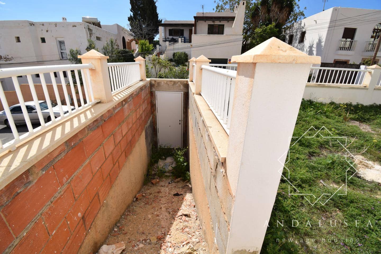 3 soveværelse Villa til salg i Mojacar med swimmingpool - € 275.000 (Ref: 8935995)