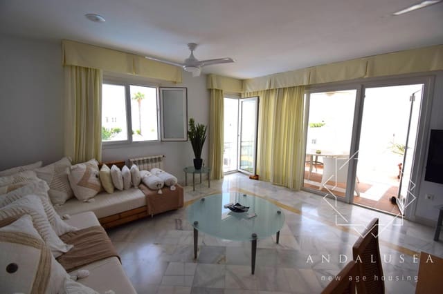 Chalet de 4 habitaciones en Mojácar en venta con piscina - 595.000 € (Ref: 9127467)