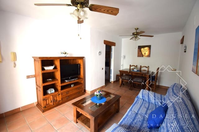 Piso de 3 habitaciones en Cuevas del Almanzora en venta con piscina garaje - 215.000 € (Ref: 9135642)