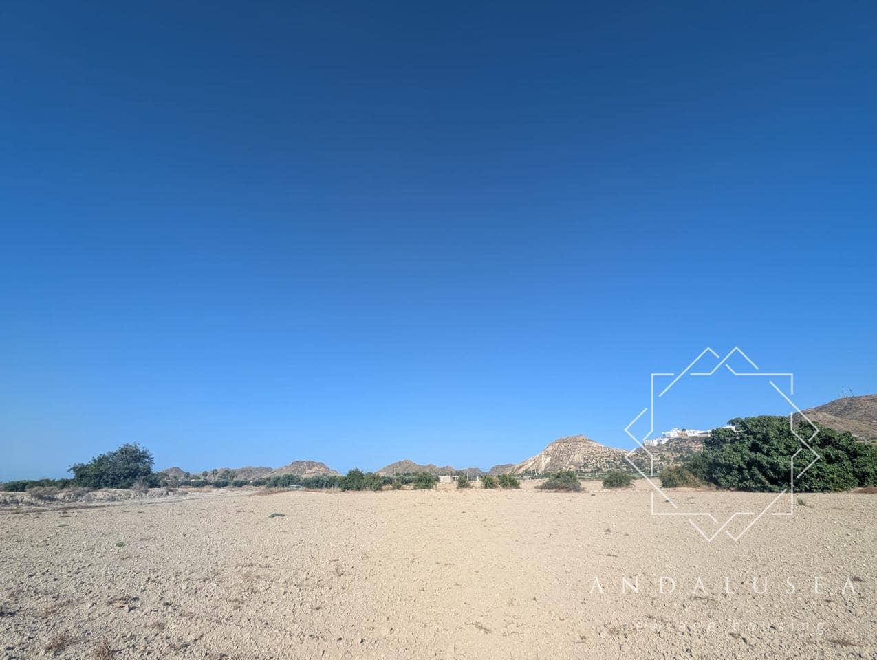 Grunde uden byggetilladelser til salg i Mojacar - € 218.000 (Ref: 9146190)