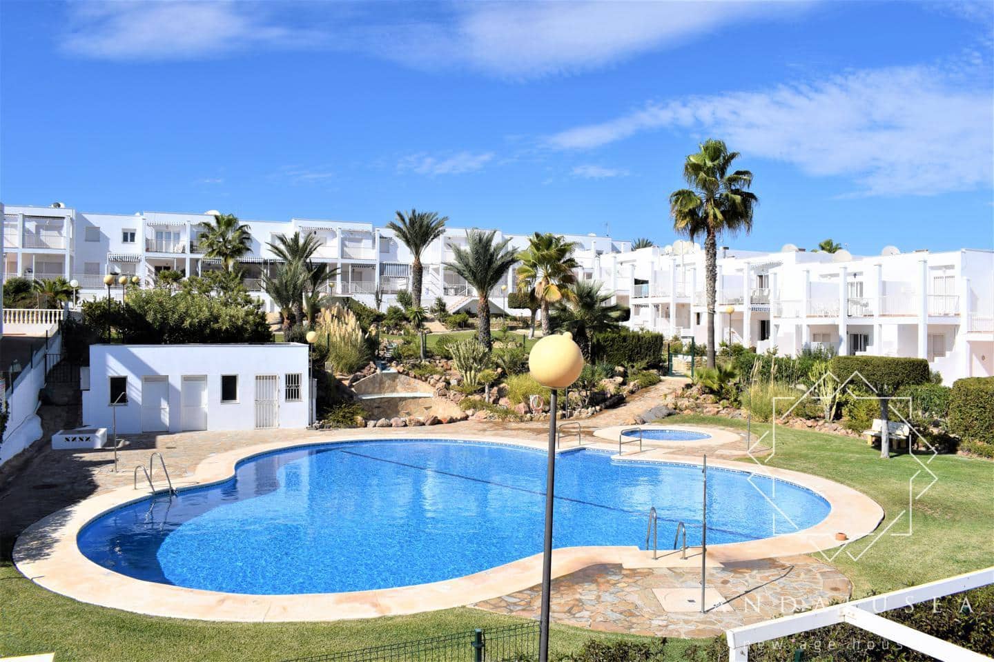 2 sovrum Lägenhet att hyra i Mojacar med pool - 1 200 € (Ref: 9164413)