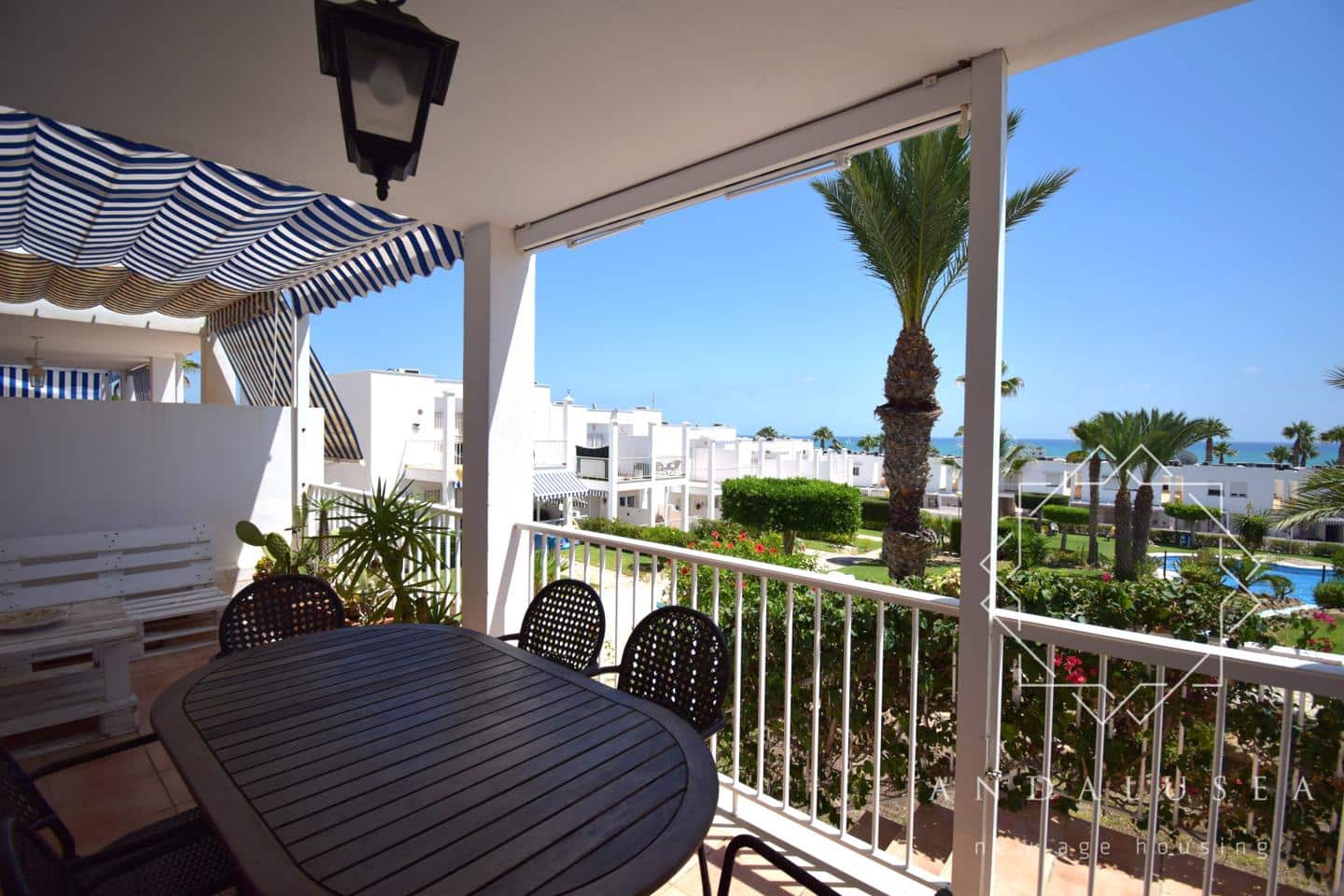 2 sovrum Lägenhet att hyra i Mojacar med pool - 1 200 € (Ref: 9164413)