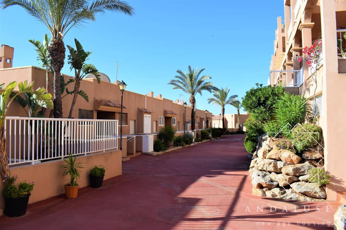 2 soveværelse Lejlighed til leje i Mojacar - € 800 (Ref: 9193177)