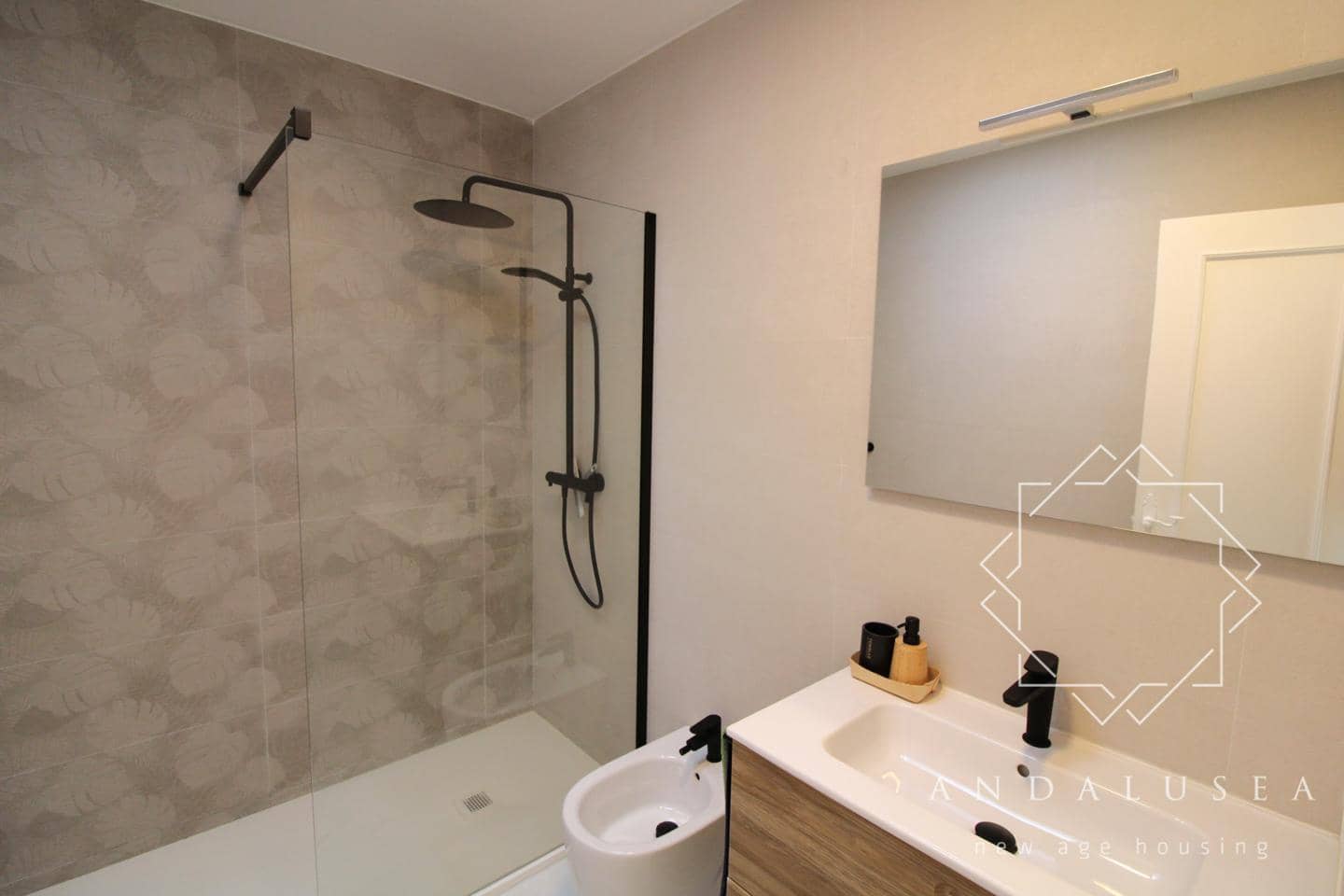 2 soveværelse Lejlighed til leje i Mojacar med swimmingpool - € 850 (Ref: 9258219)