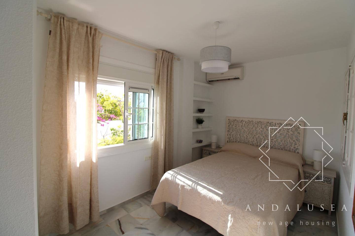 2 soveværelse Lejlighed til leje i Mojacar med swimmingpool - € 850 (Ref: 9258219)