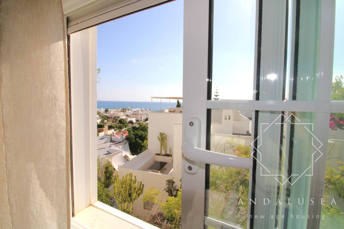 2 soveværelse Lejlighed til leje i Mojacar med swimmingpool - € 850 (Ref: 9258219)