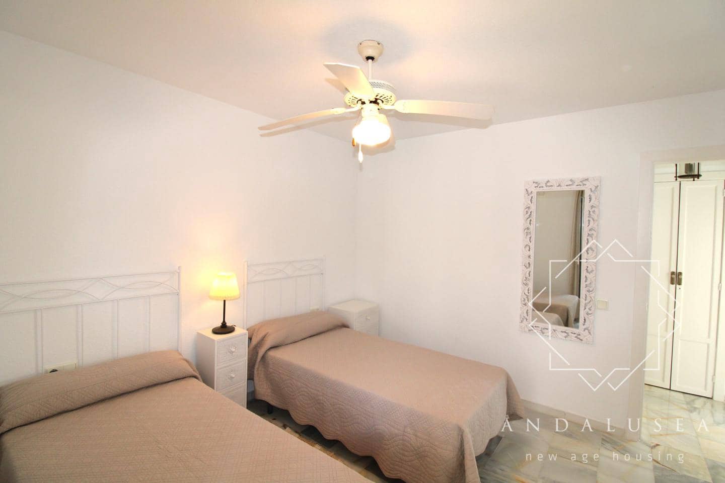 2 soveværelse Lejlighed til leje i Mojacar med swimmingpool - € 850 (Ref: 9258219)