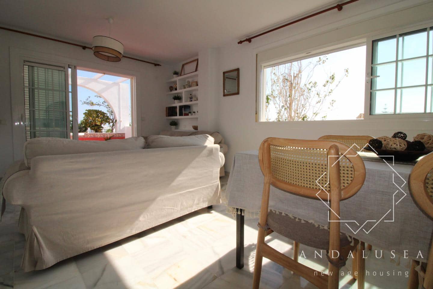 2 soveværelse Lejlighed til leje i Mojacar med swimmingpool - € 850 (Ref: 9258219)