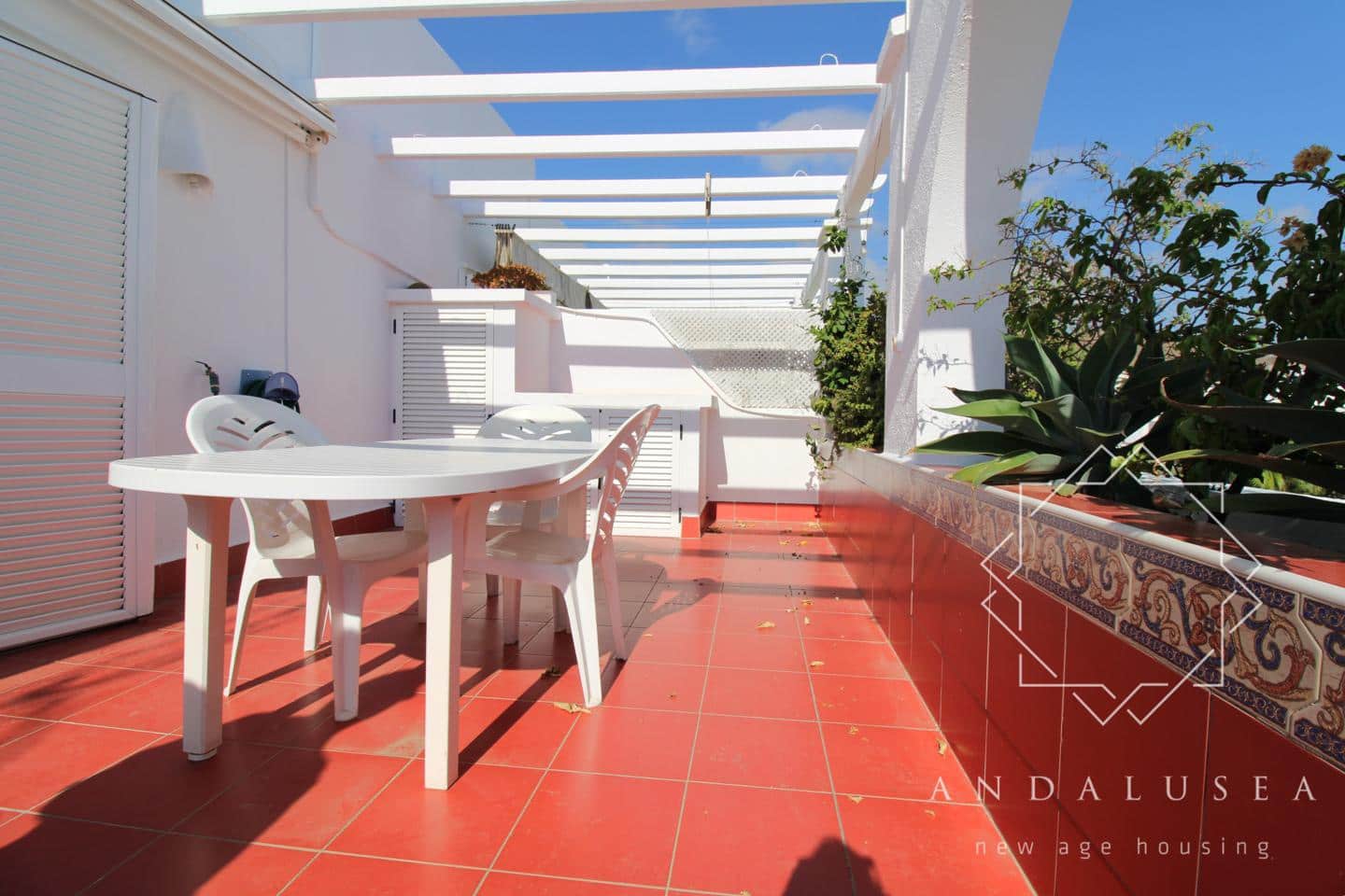 2 soveværelse Lejlighed til leje i Mojacar med swimmingpool - € 850 (Ref: 9258219)