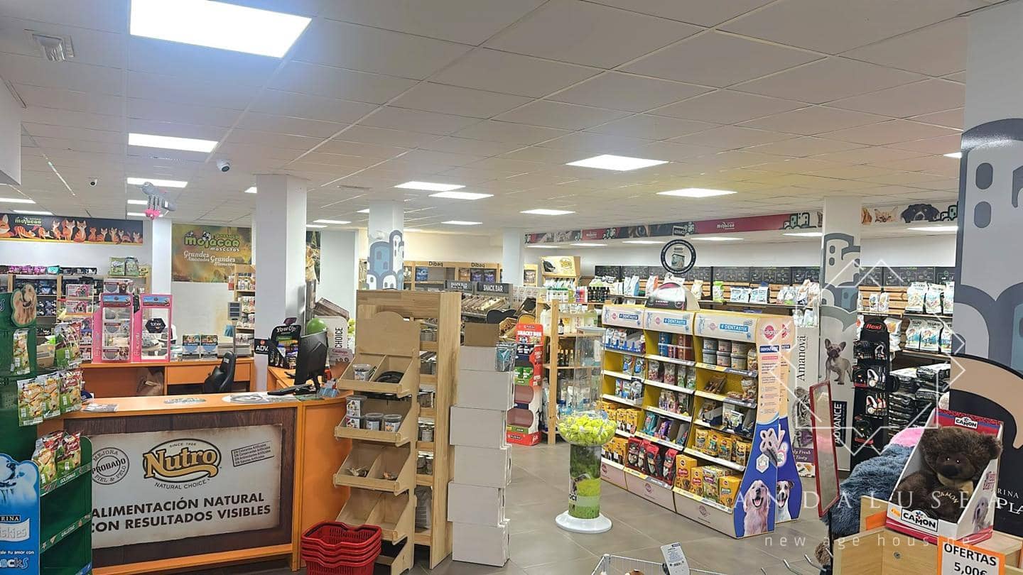 1 quarto Empresa para arrendar em Mojacar - 1 800 € (Ref: 9374706)