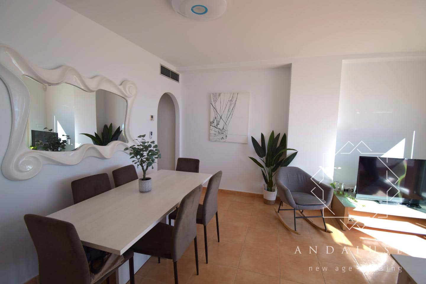 3 Zimmer Wohnung zu vermieten in Almeria Stadt - 1.500 € (Ref: 9443990)