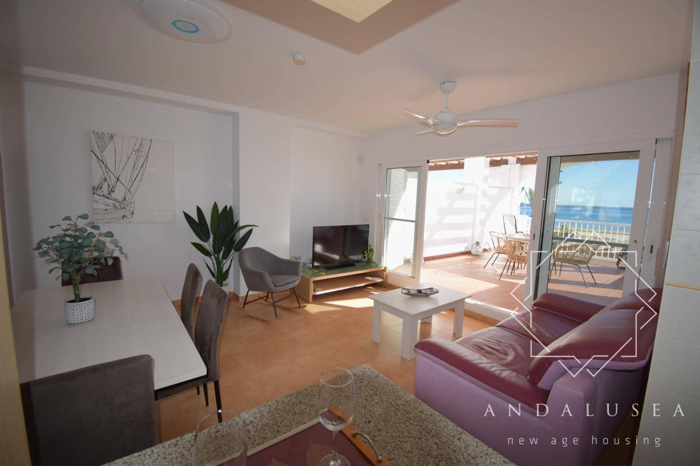 3 Zimmer Wohnung zu vermieten in Almeria Stadt - 1.500 € (Ref: 9443990)