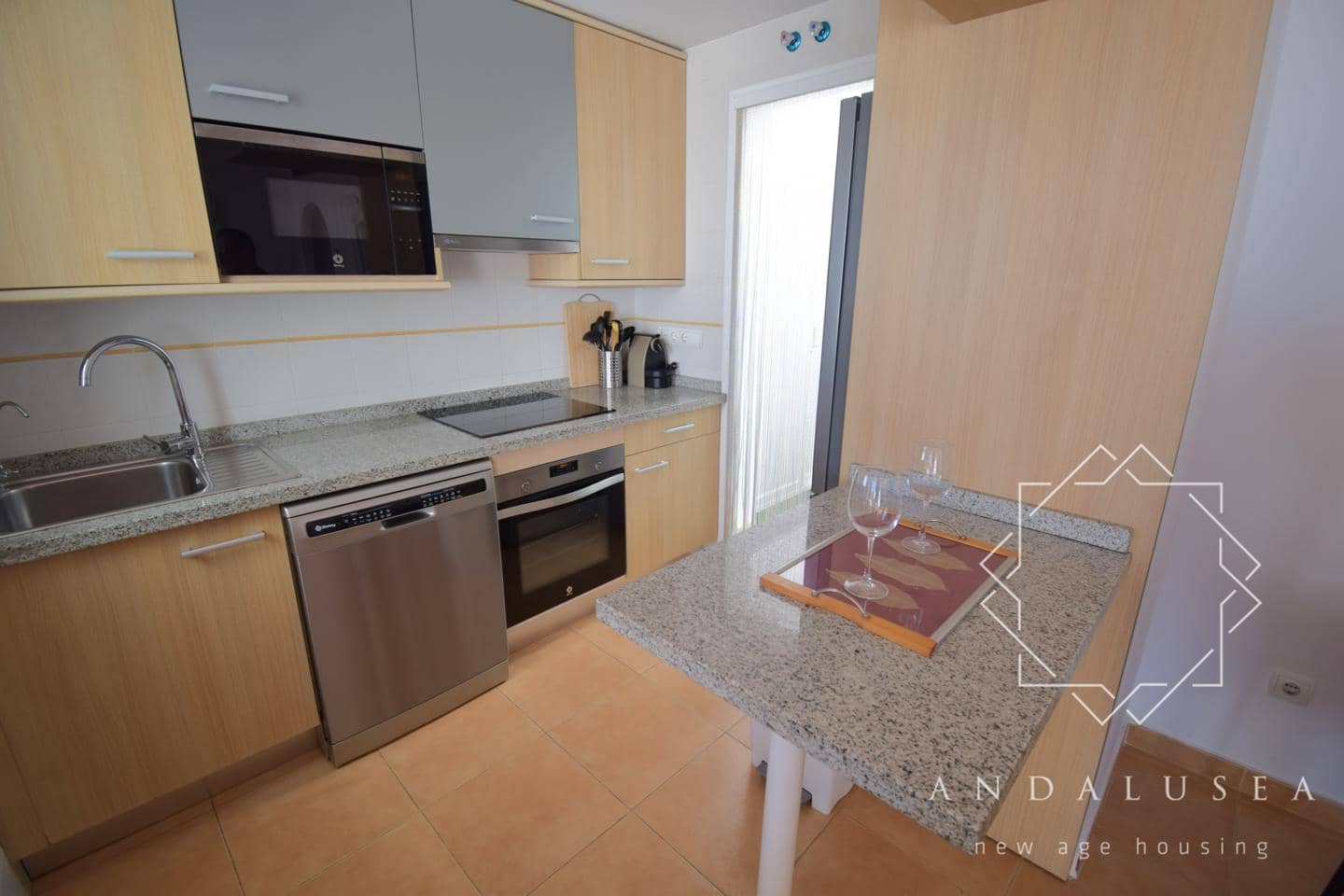 3 Zimmer Wohnung zu vermieten in Almeria Stadt - 1.500 € (Ref: 9443990)