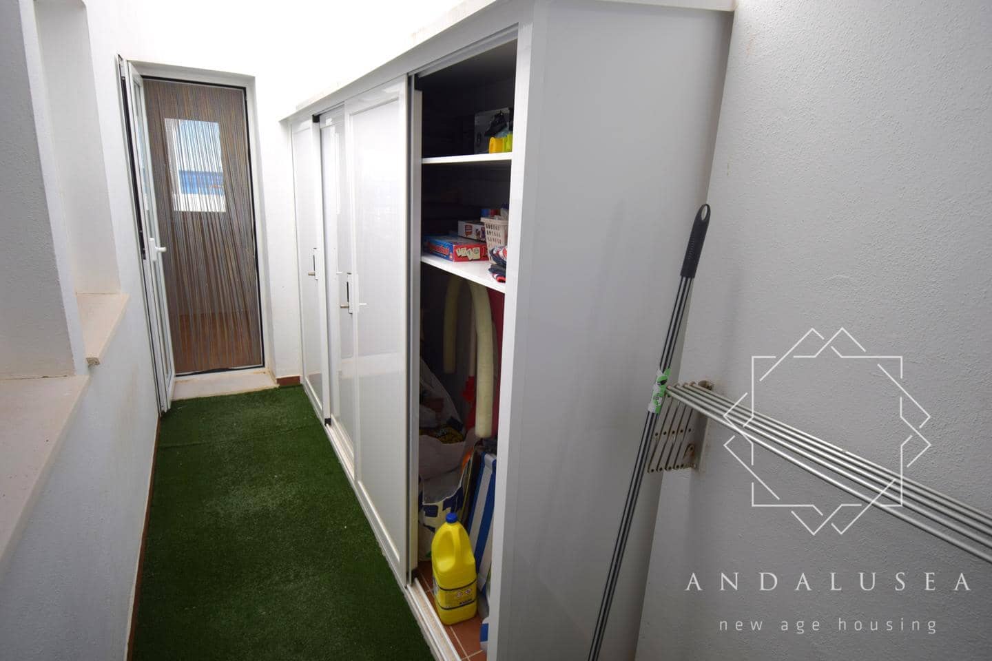 3 Zimmer Wohnung zu vermieten in Almeria Stadt - 1.500 € (Ref: 9443990)