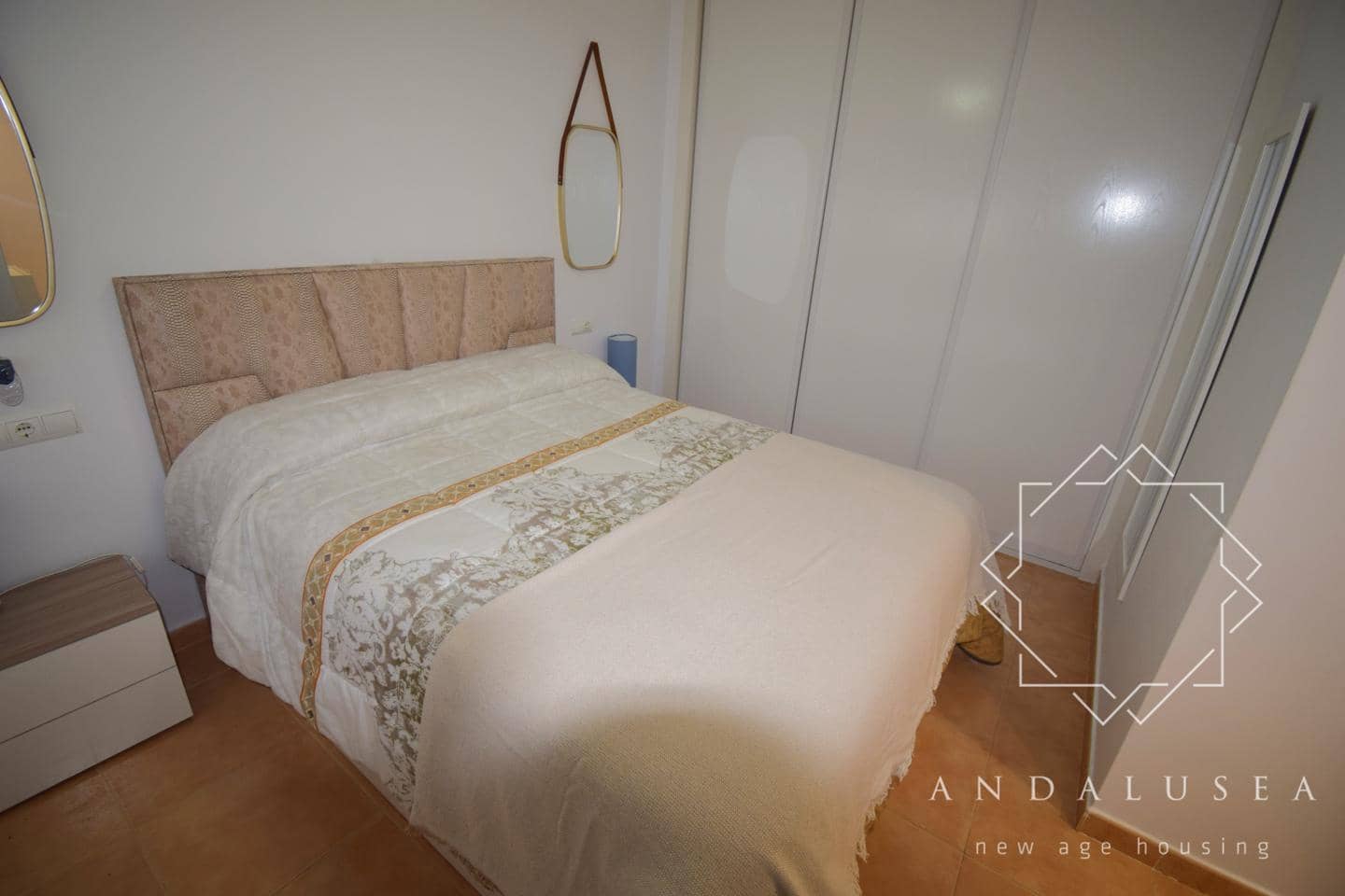 3 Zimmer Wohnung zu vermieten in Almeria Stadt - 1.500 € (Ref: 9443990)