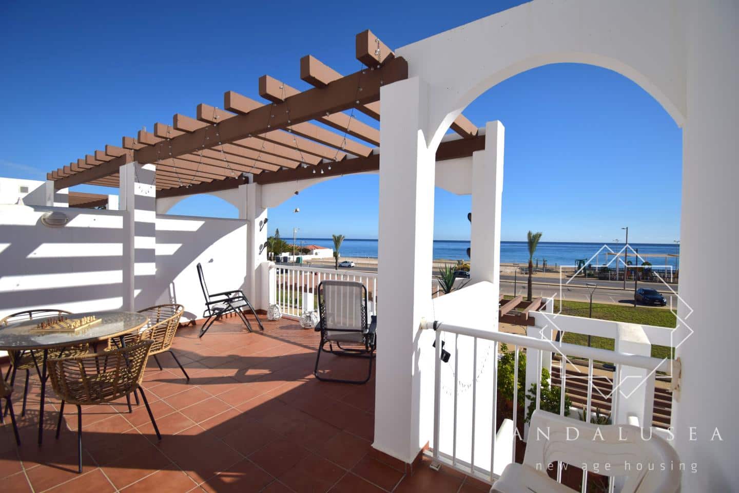 3 Zimmer Wohnung zu vermieten in Almeria Stadt - 1.500 € (Ref: 9443990)