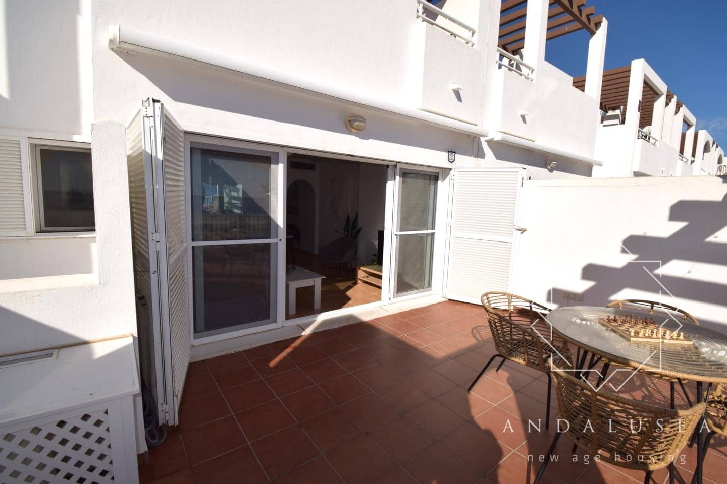 3 Zimmer Wohnung zu vermieten in Almeria Stadt - 1.500 € (Ref: 9443990)