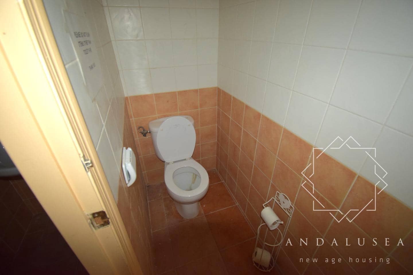 3 quarto Empresa para venda em Almeria cidade - 79 000 € (Ref: 9541943)