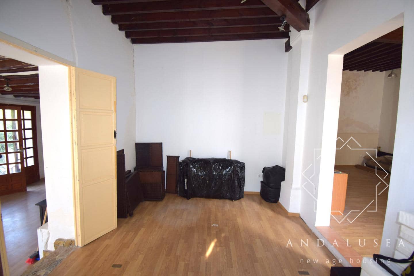 3 quarto Empresa para venda em Almeria cidade - 79 000 € (Ref: 9541943)