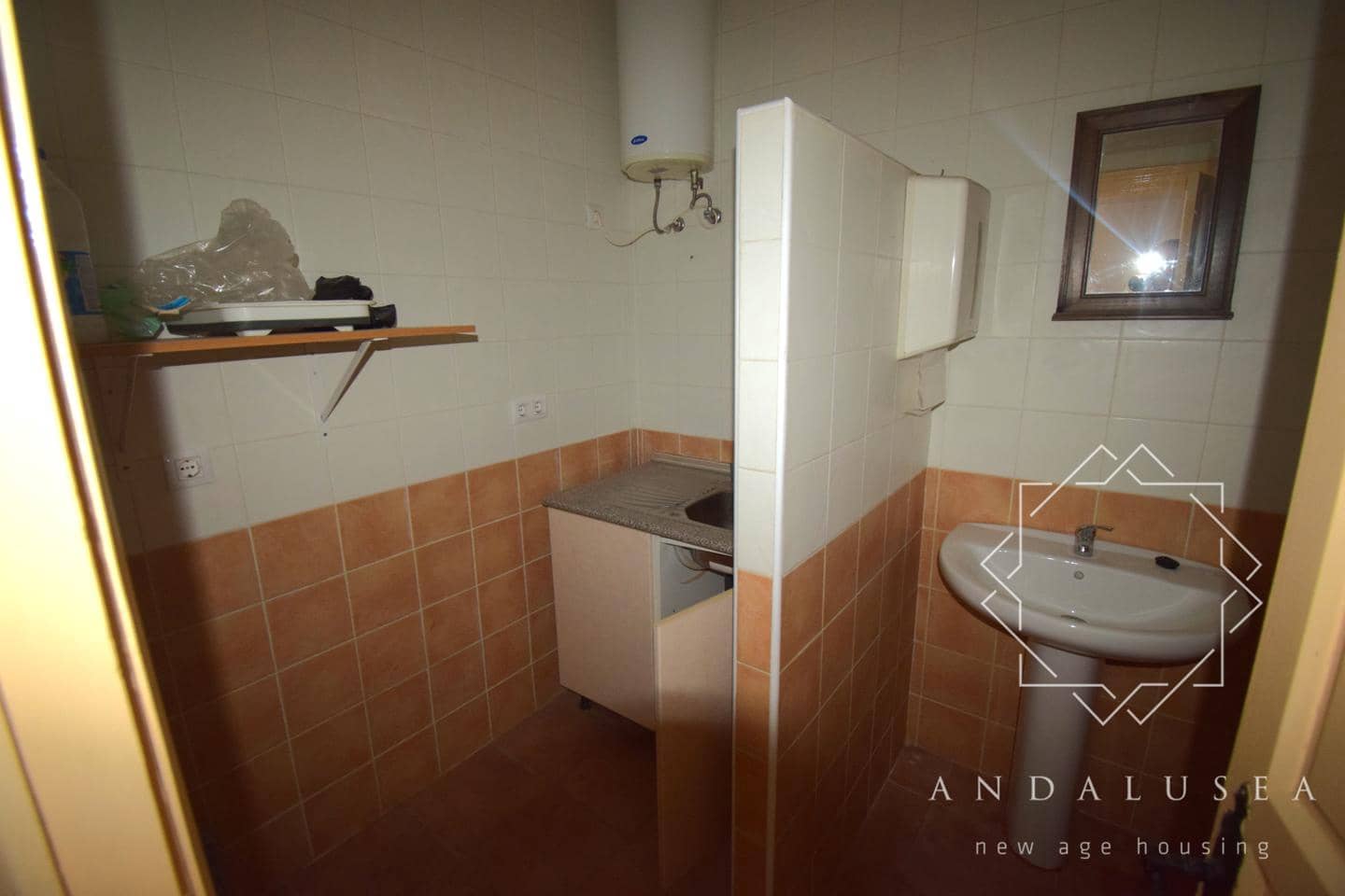 3 quarto Empresa para venda em Almeria cidade - 79 000 € (Ref: 9541943)