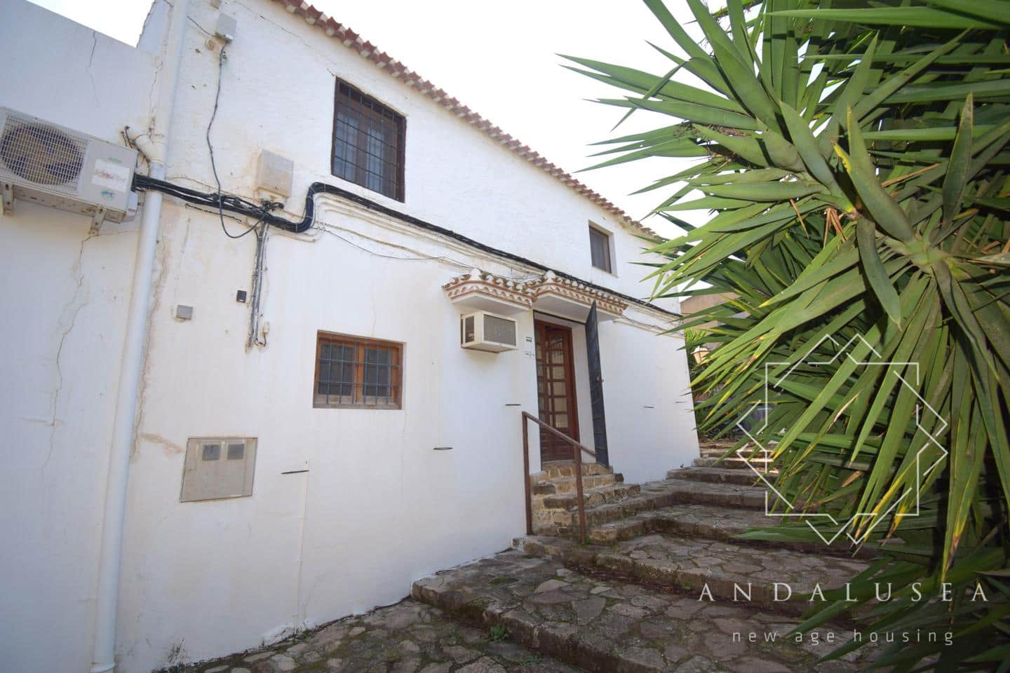 3 quarto Empresa para venda em Almeria cidade - 79 000 € (Ref: 9541943)