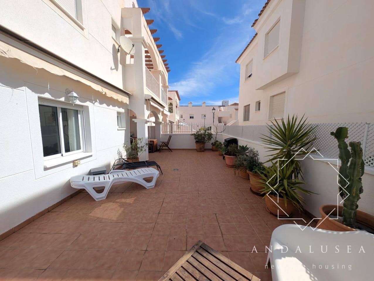 3 soveværelse Lejlighed til salg i Mojacar med garage - € 195.000 (Ref: 9549795)