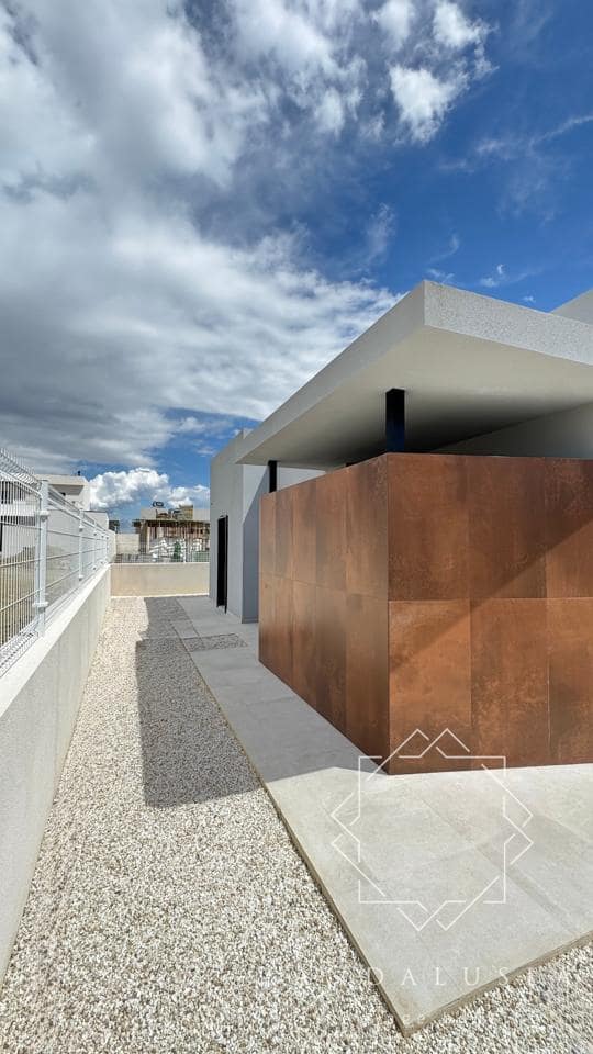 2 soveværelse Villa til salg i Los Gallardos med swimmingpool - € 324.000 (Ref: 9665350)