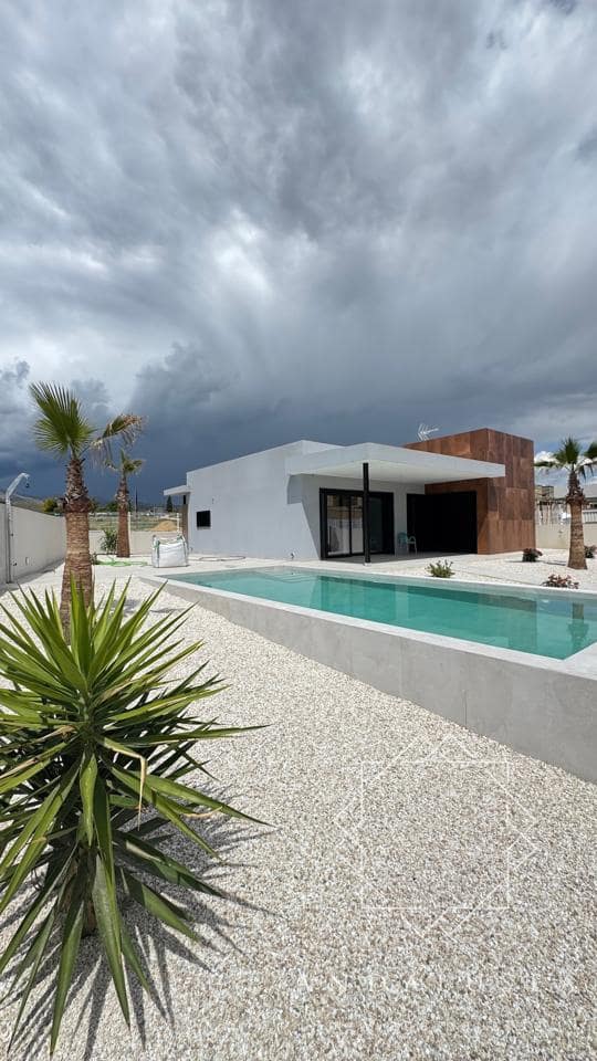 2 soveværelse Villa til salg i Los Gallardos med swimmingpool - € 324.000 (Ref: 9665350)