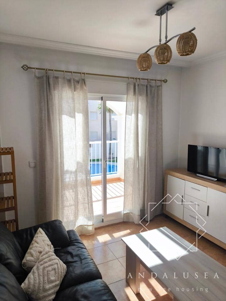2 slaapkamer Flat te huur in Mojacar met zwembad - € 750 (Ref: 9774368)