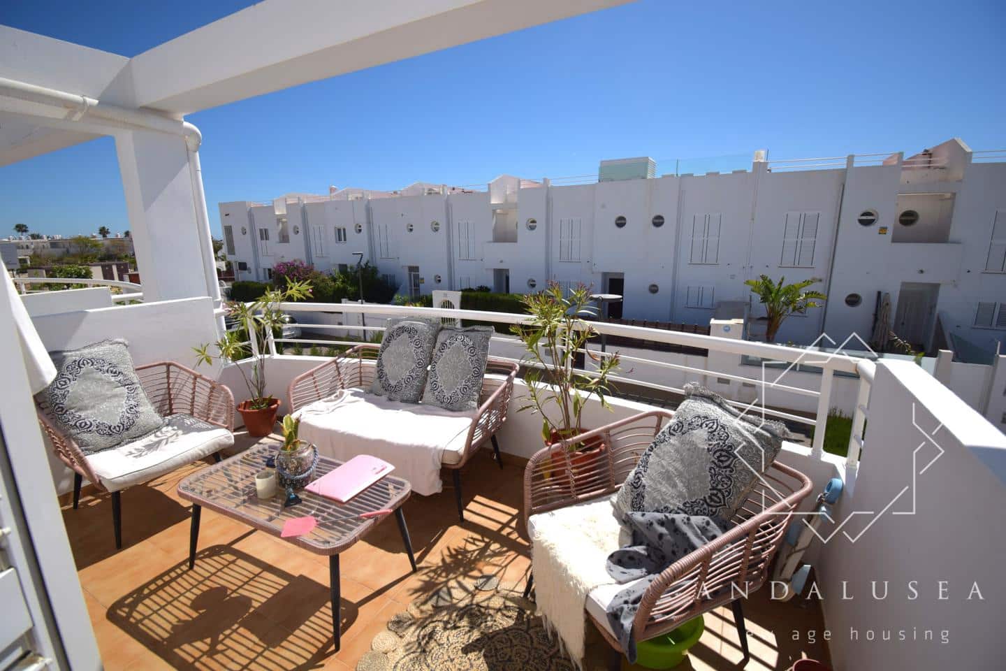 2 slaapkamer Flat te koop in Mojacar met zwembad - € 235.000 (Ref: 9793745)