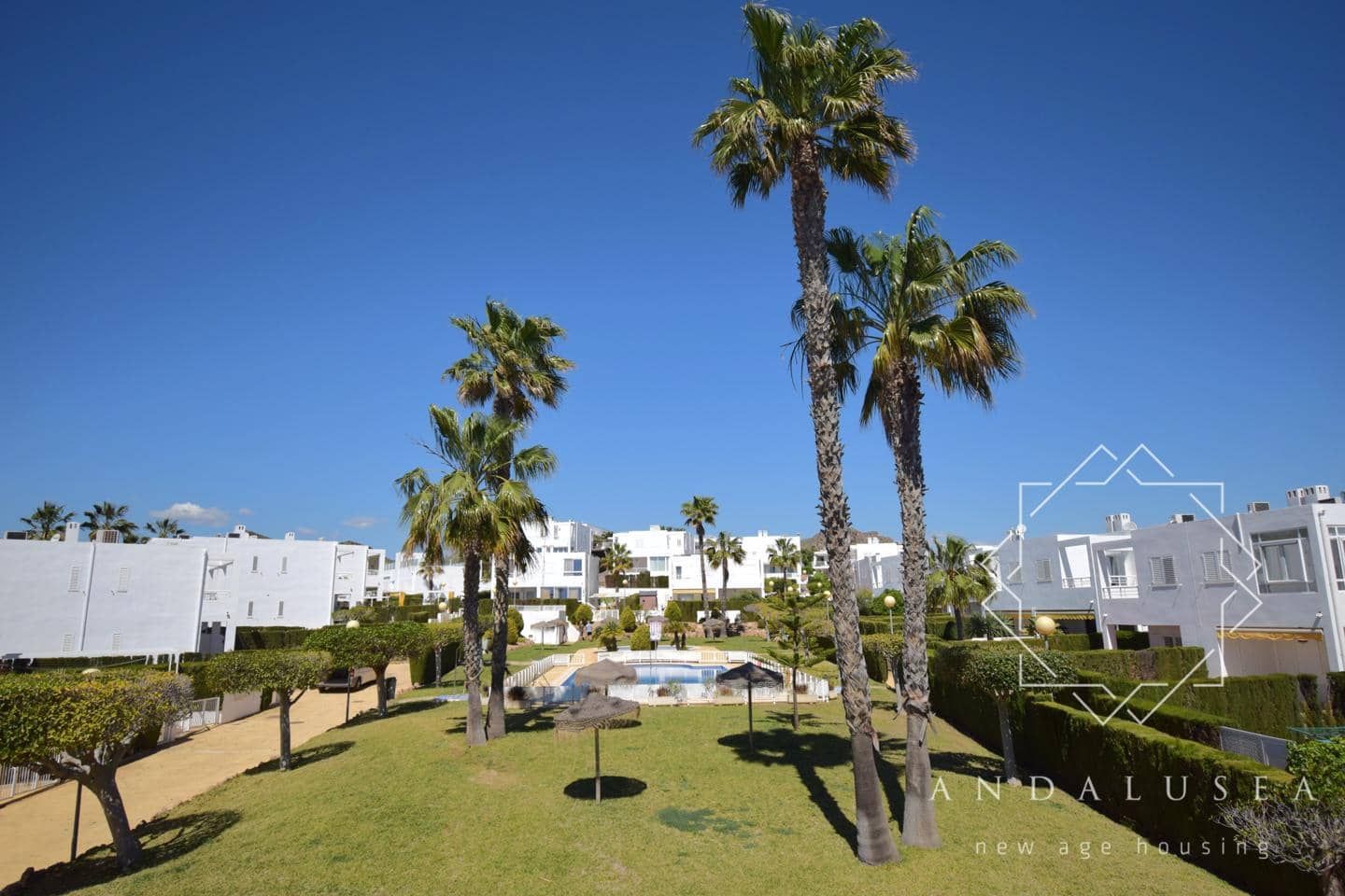 2 slaapkamer Flat te koop in Mojacar met zwembad - € 235.000 (Ref: 9793745)