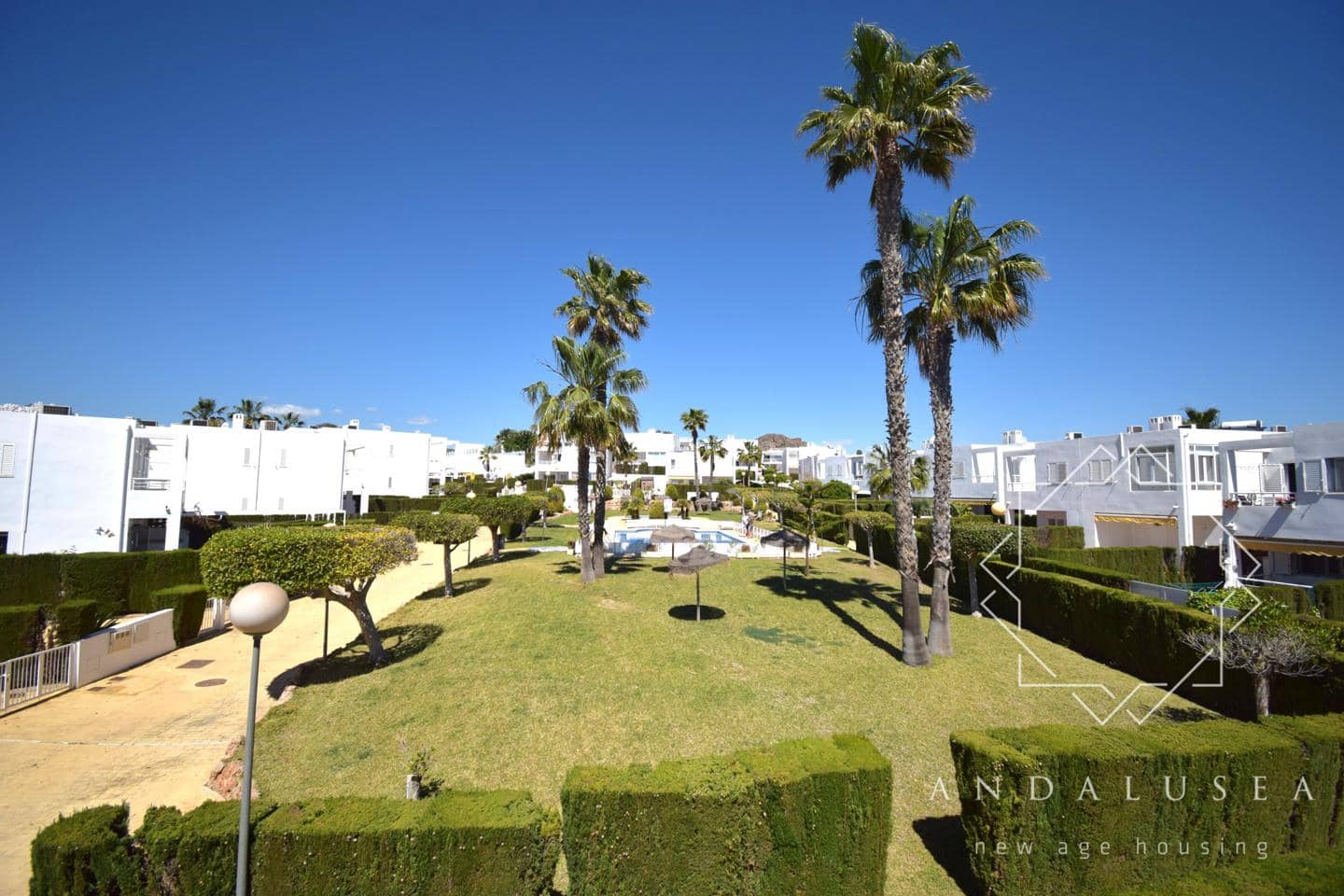 2 slaapkamer Flat te koop in Mojacar met zwembad - € 235.000 (Ref: 9793745)