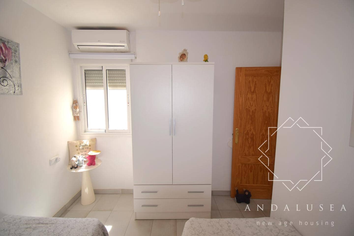 3 bedroom Flat for sale in Mojacar with pool - € 239,900 (Ref: 9819088)